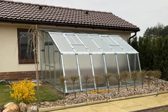 Priesienio šiltnamis E3 variant