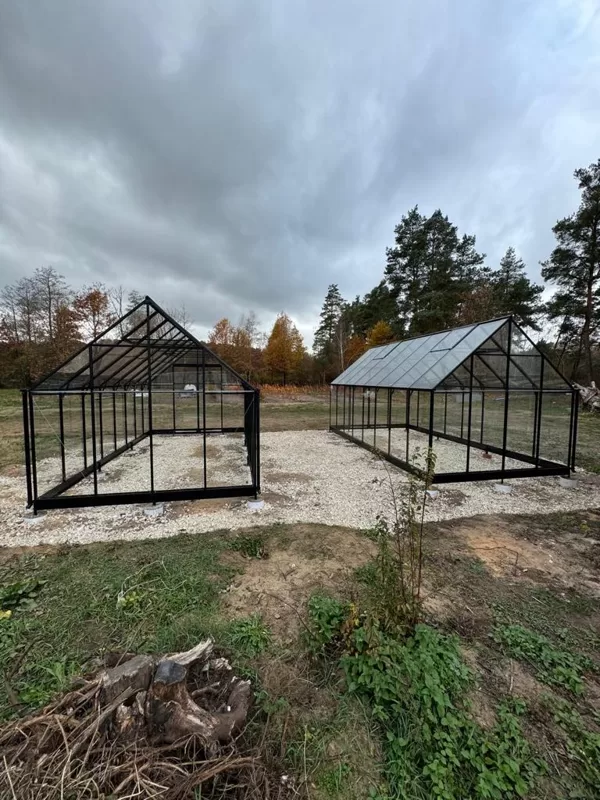 Qube 816 du stikliniai šiltnamiai